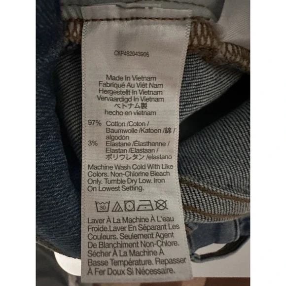 Madewell Women's Blue Mid-Rise Kick Out Jeans Size 26